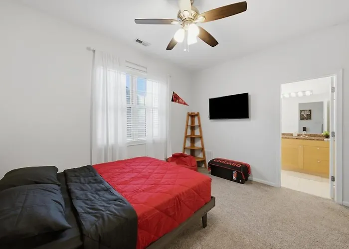 Apartment Closest To The United Center *